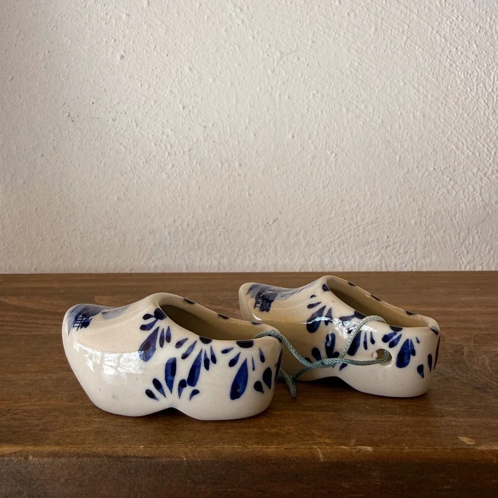 Vintage Blue White Ceramic Dutch Clogs Windmill Miniature Figurine Ornament